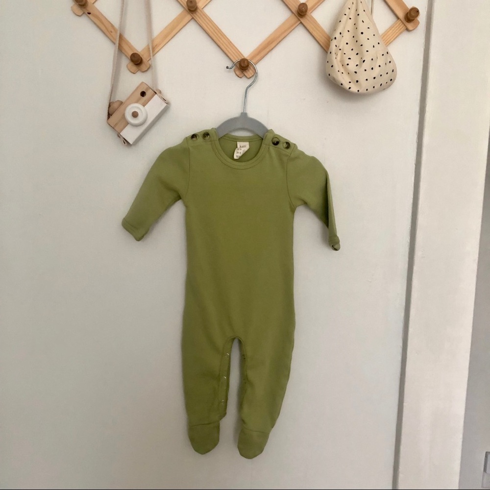 Organic cotton footed onesie